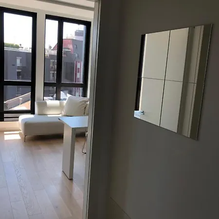Elegant Aparment In Exclusive Downtown Tower