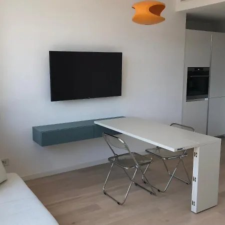 Elegant Aparment In Exclusive Downtown Tower 公寓 *