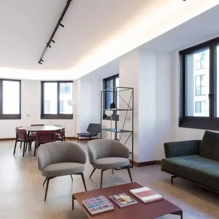 Elegant Aparment In Exclusive Downtown Tower